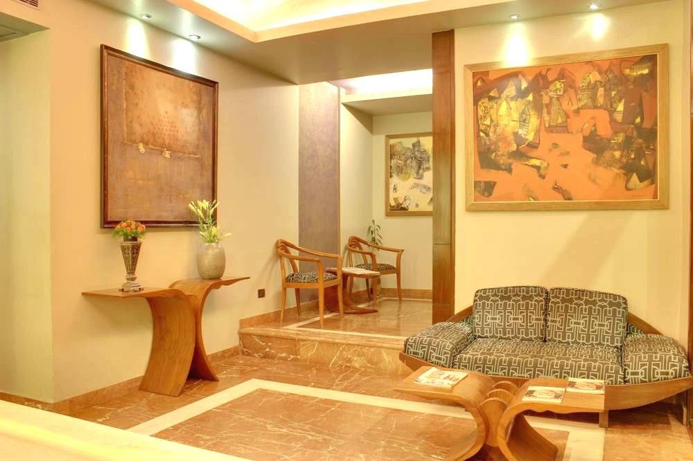 Justa Mg Road Hotel Bangalore Luaran gambar